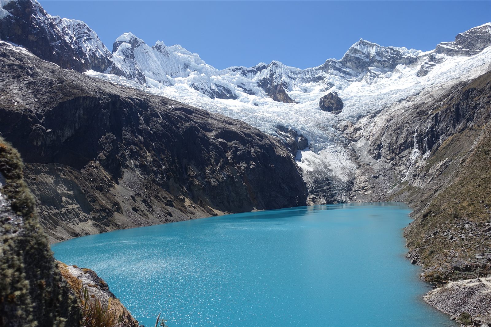 Día 3 — Mirador de Arhuaycocha y campamento de Llamacorral